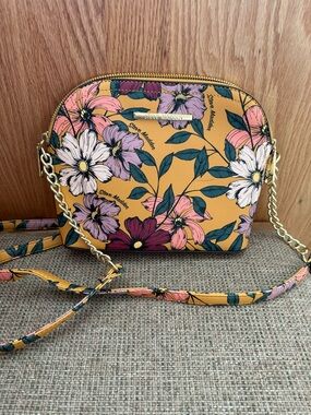 Steve Madden Mustard Floral Crossbody with Gold Chain